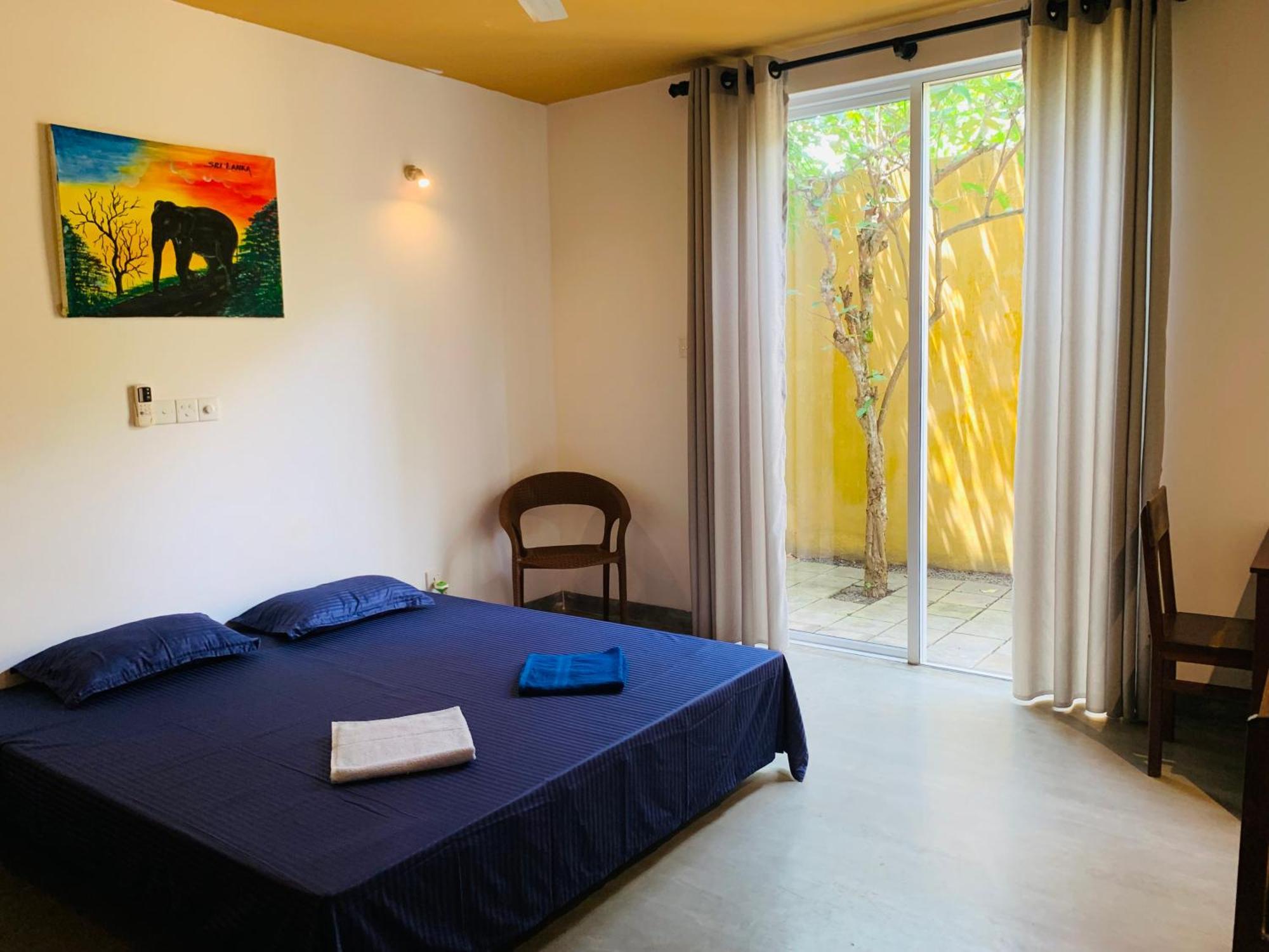 The Hostel Mirissa Bagian luar foto
